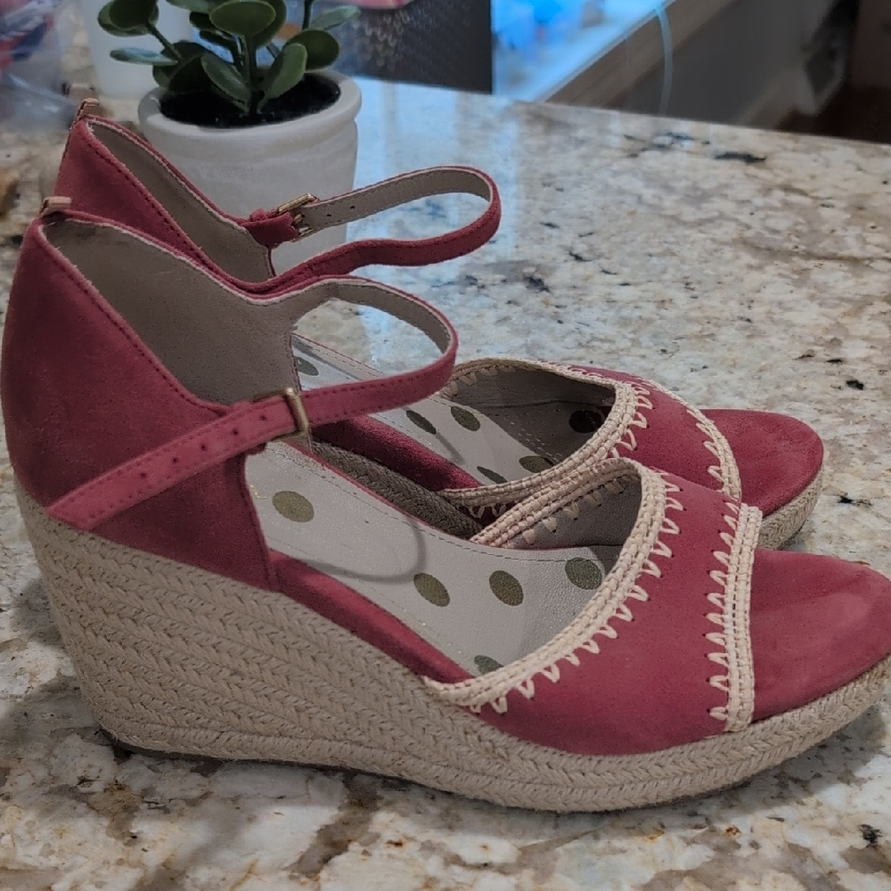 Women's Pink Wedge Sandals Biden size 39